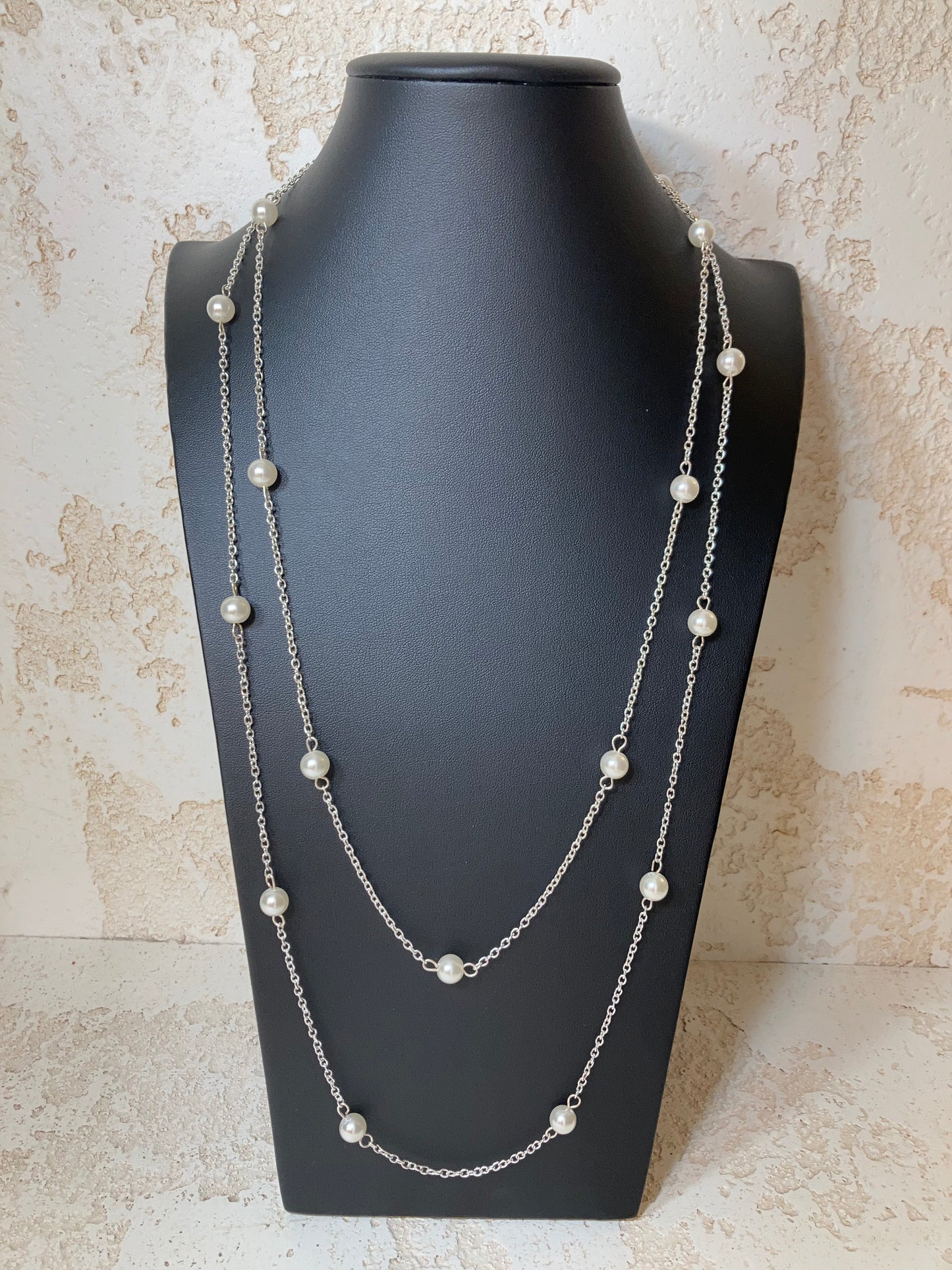 Pearls and Chain Necklace