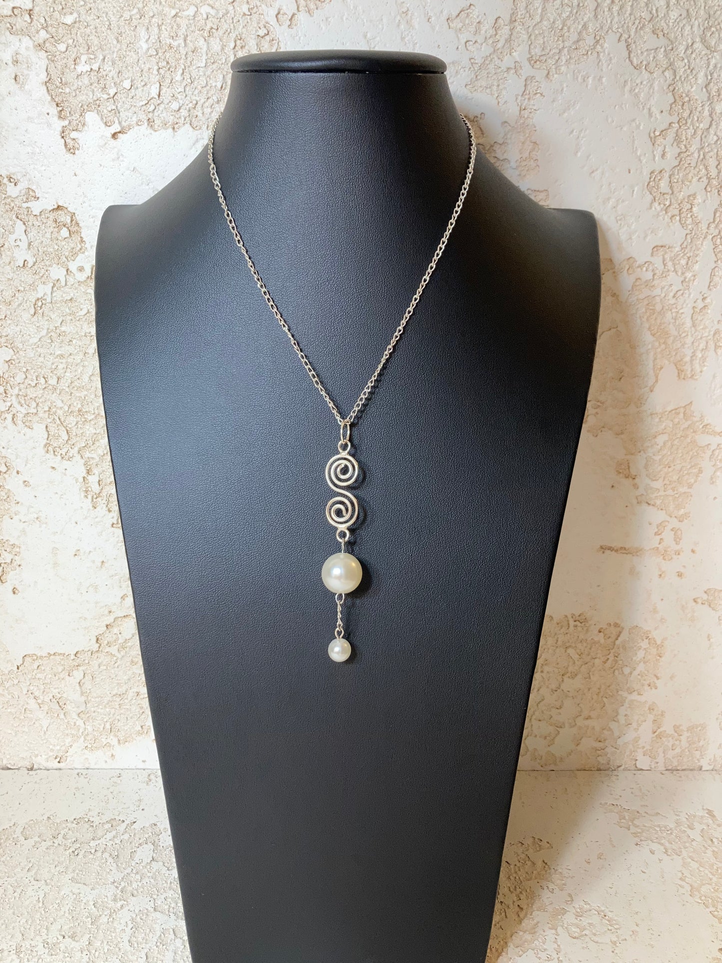 Pearl Swirl Necklace
